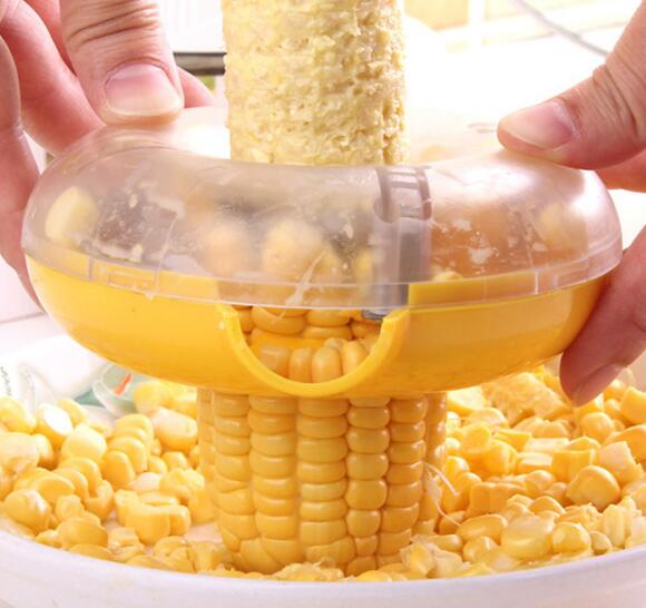 🚀🌽 "Corn Kernel Mastery: Unlock the Art of Quick and Easy Peeling!" 👩‍🍳💫