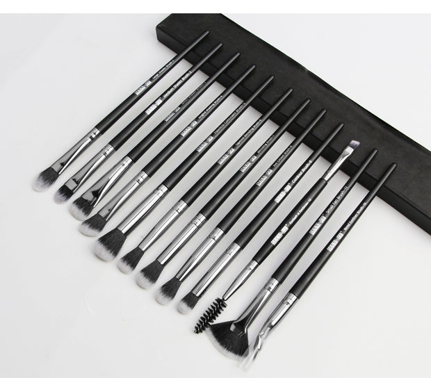 Makeup Brush Set for Flawless Beauty, 12- Piece Set.